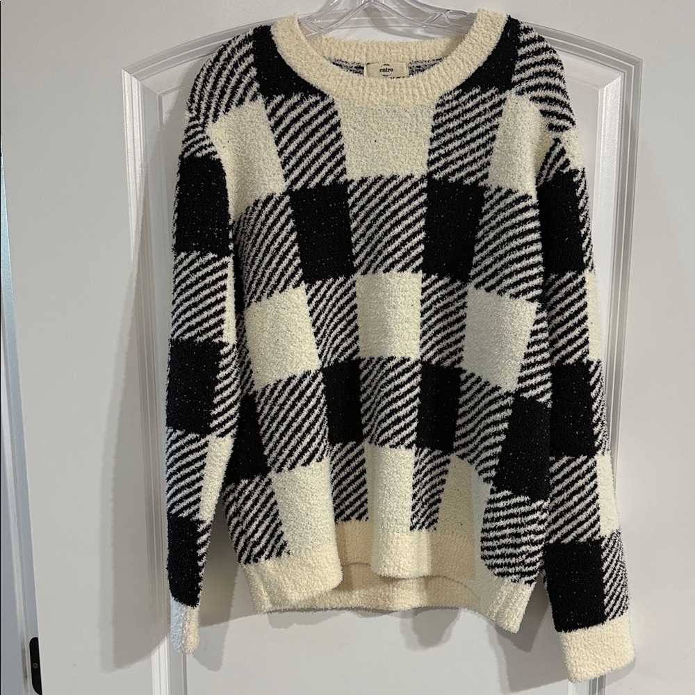 Entro Black and Cream Plaid Sweater